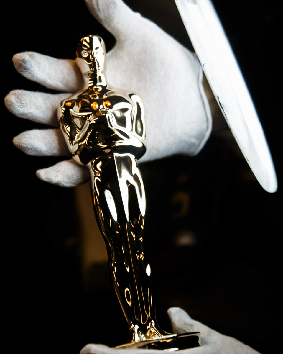 To give the Oscars their striking appearance, all surfaces have to be perfect. Gold plating is only one micron thick and would not cover even the smallest indent. To accomplish a perfect surface, the castings are plated first with copper, then nickel, and polished to a high luster.